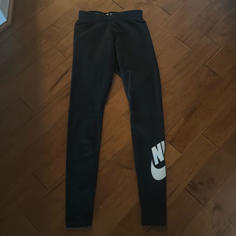 Blake Nike leggings